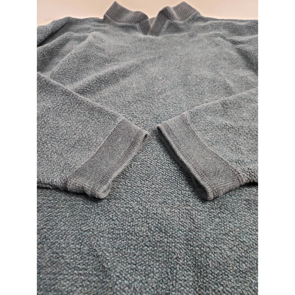 Tommy Bahama Mens Blue Sweater Medium M 100% Cotton Textured Knit V-Neck